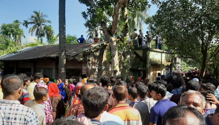 কলারোয়ায় বাবা-মা ও দুই শিশু সন্তানকে হত্যার ঘটনায় মামলা