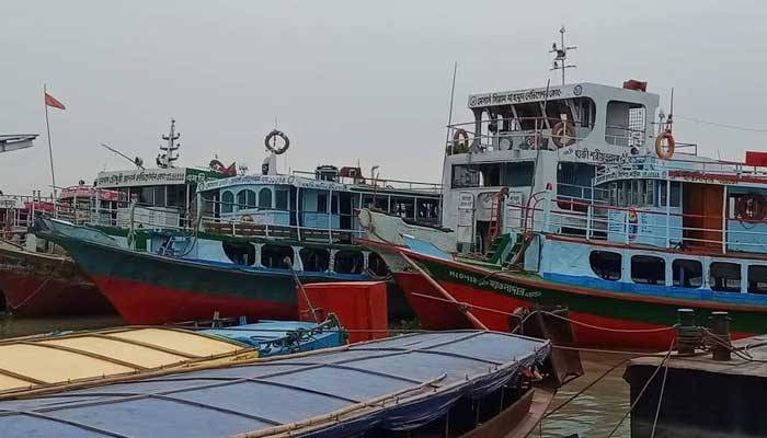 কাঁঠালবাড়ি-শিমুলিয়া রুটে লঞ্চ চলাচল বন্ধ