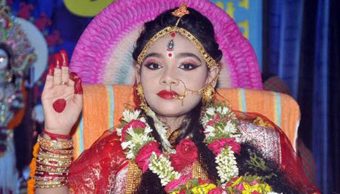 ঐতিহ্য মেনে চট্টগ্রামের এক মন্দিরে কুমারী পূজা