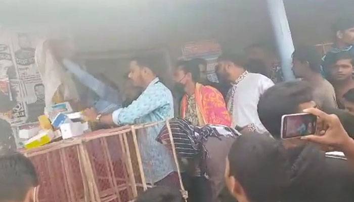 শ্যামনগরে দুই বস্তা মোবাইল ফোন উদ্ধার