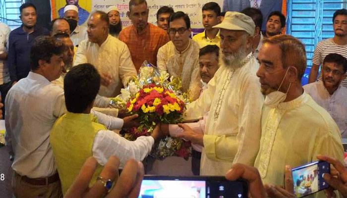 পরশুরাম উপজেলা ও পৌর বিএনপির নবগঠিত আহবায়ক কমিটির পরিচিতি সভা অনুষ্ঠিত