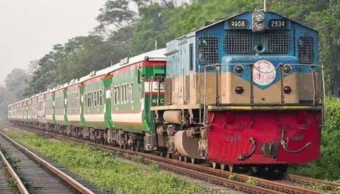 পুনঃদরপত্রে রেলের পুকুর পেলেন এমপির ভাতিজা