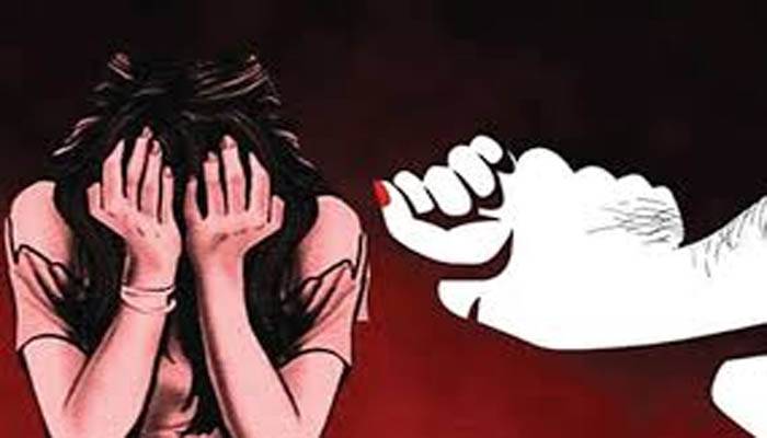 জলঢাকায় প্রতিবন্ধী গৃহবধূকে ধর্ষণের অভিযোগে যুবক গ্রেপ্তার