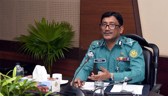 রেজিস্ট্রেশনবিহীন গাড়ি চালালেই ডাম্পিং : ডিএমপি কমিশনার