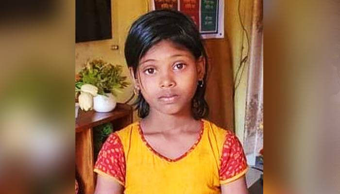 ফেসবুকের মাধ্যমে ২ বছর পর নিজ ঠিকানায় ফিরল রিয়া