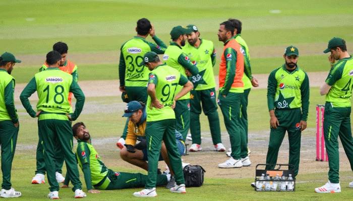 বন্দিদশা থেকে মুক্ত হচ্ছেন পাকিস্তানি ক্রিকেটাররা বন্দিদশা থেকে মুক্ত হচ্ছেন পাকিস্তানি ক্রিকেটাররা