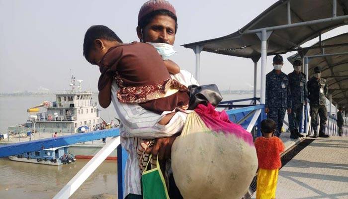 ভাসানচর যাচ্ছে রোহিঙ্গারা- ছবি