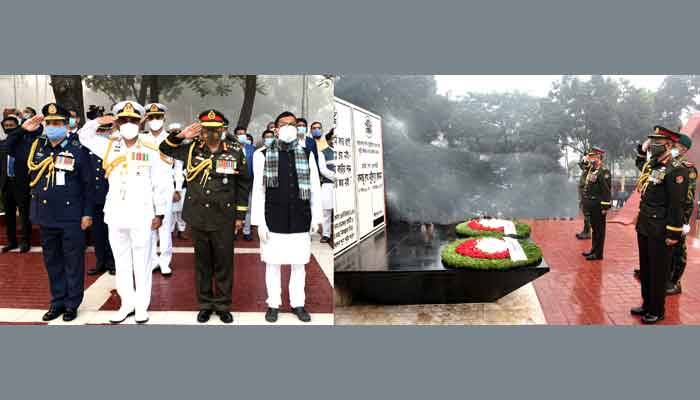 বুদ্ধিজীবী স্মৃতিসৌধে রাষ্ট্রপতি ও প্রধানমন্ত্রীর শ্রদ্ধা