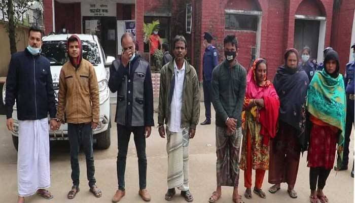 প্রেমের ফাঁদে ফেলে টাকা আদায়ের অভিযোগে ৭ জন গ্রেপ্তার