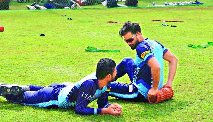পার্থক্য গড়ে দেবে বোলিং