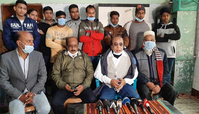 চাটমোহরে ২ স্বতন্ত্র প্রার্থীর ভোট বর্জনের ঘোষণা