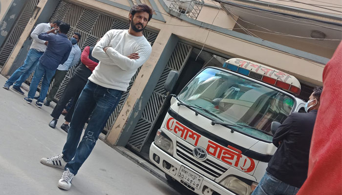 মা হারালেন  চিত্রনায়ক  নিরব