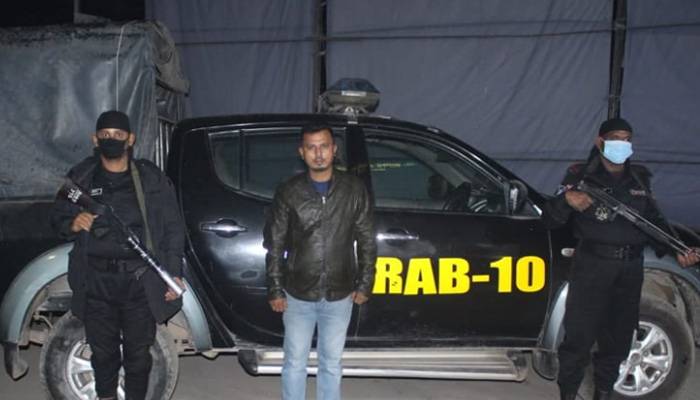 ১৫ হাজার টাকায় জাল ড্রাইভিং লাইসেন্স বানিয়ে দিত সোহেল