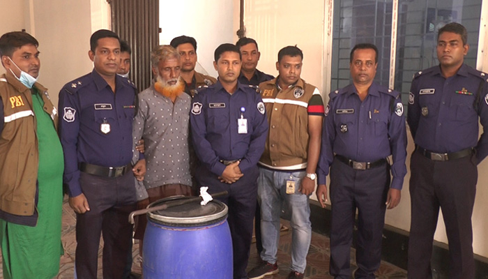 টাকা ফেরত না পাওয়ায় প্রবাসীর স্ত্রীকে হত্যা