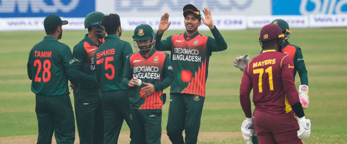 একশ'র পরেই ধসে গেল ওয়েস্ট ইন্ডিজ একশ'র পরেই ধসে গেল ওয়েস্ট ইন্ডিজ