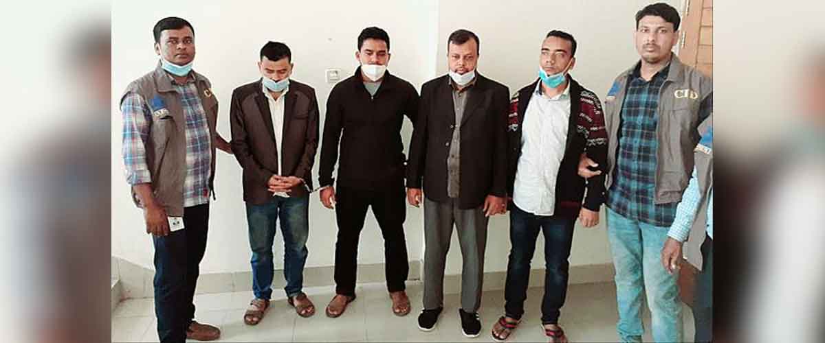 ইউরোপে নেওয়ার কথা, ছেড়ে দেওয়া হয় শ্রীলঙ্কার জঙ্গলে ইউরোপে নেওয়ার কথা, ছেড়ে দেওয়া হয় শ্রীলঙ্কার জঙ্গলে