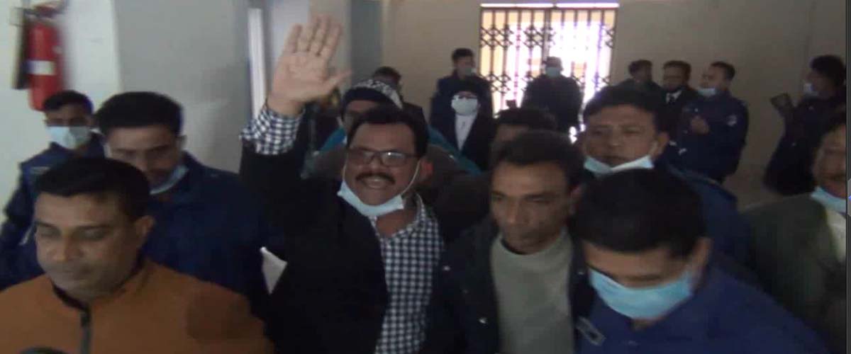 শেখ হাসিনার গাড়িবহরে হামলা: ৩৪ জনের জামিন বাতিল শেখ হাসিনার গাড়িবহরে হামলা: ৩৪ জনের জামিন বাতিল