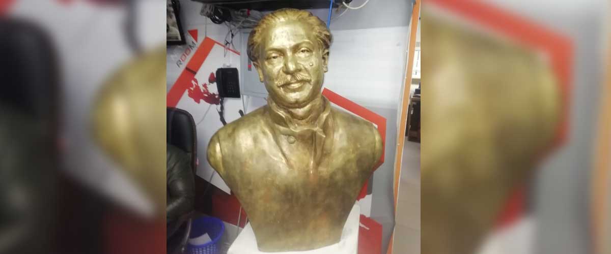 ঢাবিতে বঙ্গবন্ধুর ভাস্কর্য স্থাপনের ঘোষণা মুক্তিযুদ্ধ মঞ্চের ঢাবিতে বঙ্গবন্ধুর ভাস্কর্য স্থাপনের ঘোষণা মুক্তিযুদ্ধ মঞ্চের