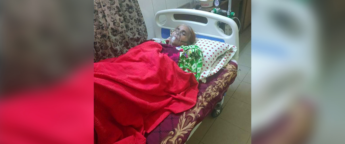 মেয়েকে উত্ত্যক্তের প্রতিবাদ করায় মাকে মারধর মেয়েকে উত্ত্যক্তের প্রতিবাদ করায় মাকে মারধর