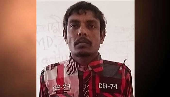 নামাজের বিছানায় মাকে কুপিয়ে হত্যা, ছেলের মৃত্যুদণ্ড
