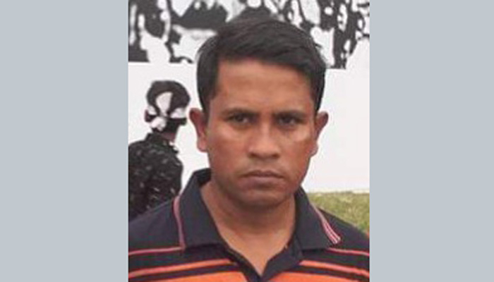 রূপগঞ্জে কাভার্ডভ্যান চাপায় স্বেচ্ছাসেবক লীগ সভাপতিসহ নিহত ২