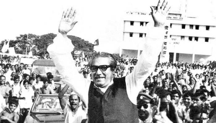 আলোর পথে প্রত্যাবর্তন