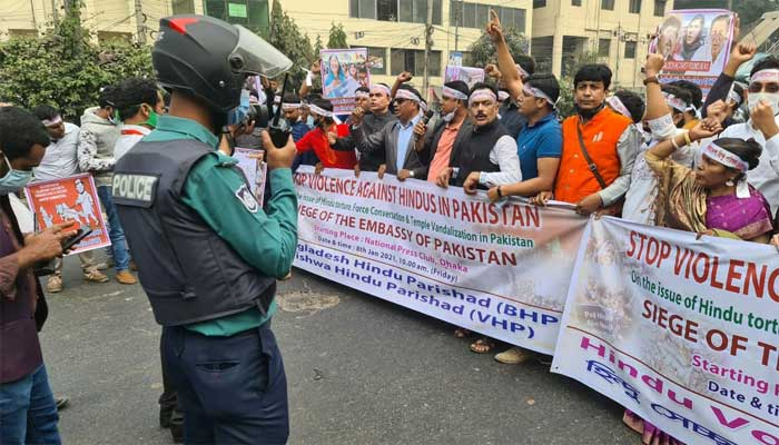জঙ্গি রাষ্ট্র সৃষ্টি করছে পাকিস্তান, অভিযোগ হিন্দু পরিষদের