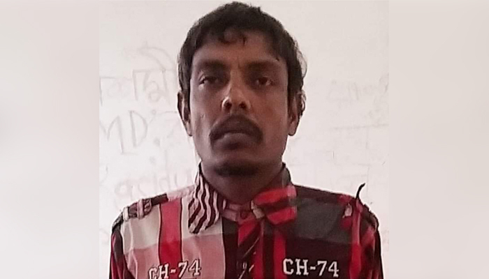 রাজারহাটে মাকে কুপিয়ে হত্যার দায়ে ছেলের ফাঁসি