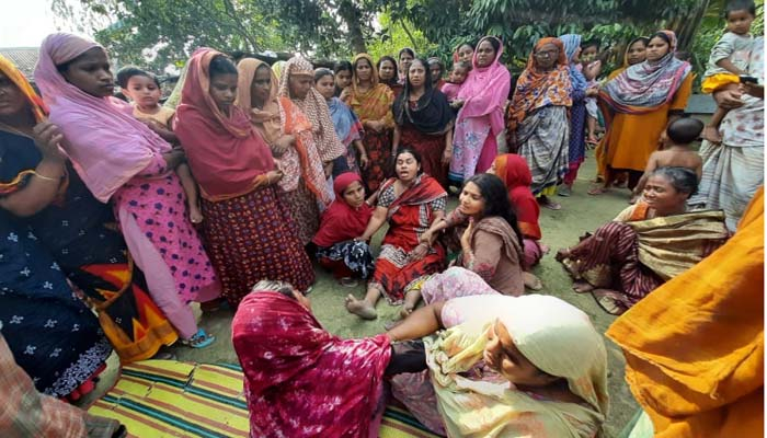ভেকুর চাকায় পিষে শিশুকে হত্যার অভিযোগ