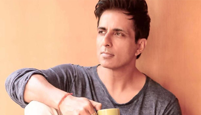 সোনুর বিরুদ্ধে বিনা অনুমতিতে হোটেল তৈরির অভিযোগ