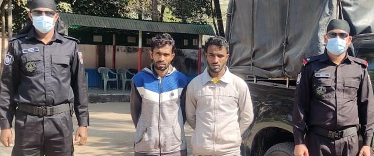 কুমিল্লায় ২৬ কেজি গাঁজাসহ দুই ভাই আটক কুমিল্লায় ২৬ কেজি গাঁজাসহ দুই ভাই আটক