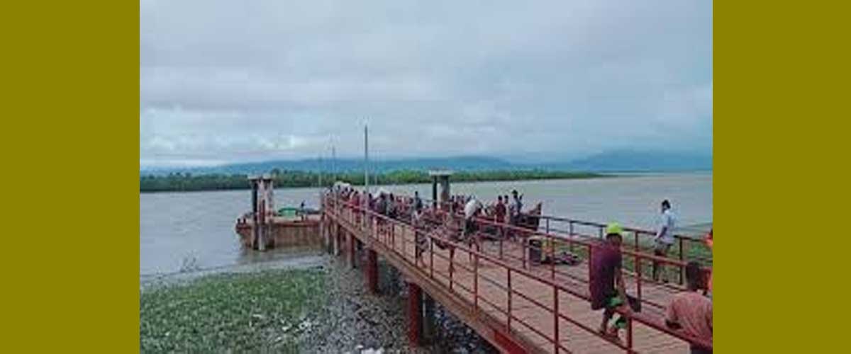 মিয়ানমারে অভ্যুত্থান: টেকনাফে আসেনি পণ্যবাহী কোনো ট্রলার মিয়ানমারে অভ্যুত্থান: টেকনাফে আসেনি পণ্যবাহী কোনো ট্রলার
