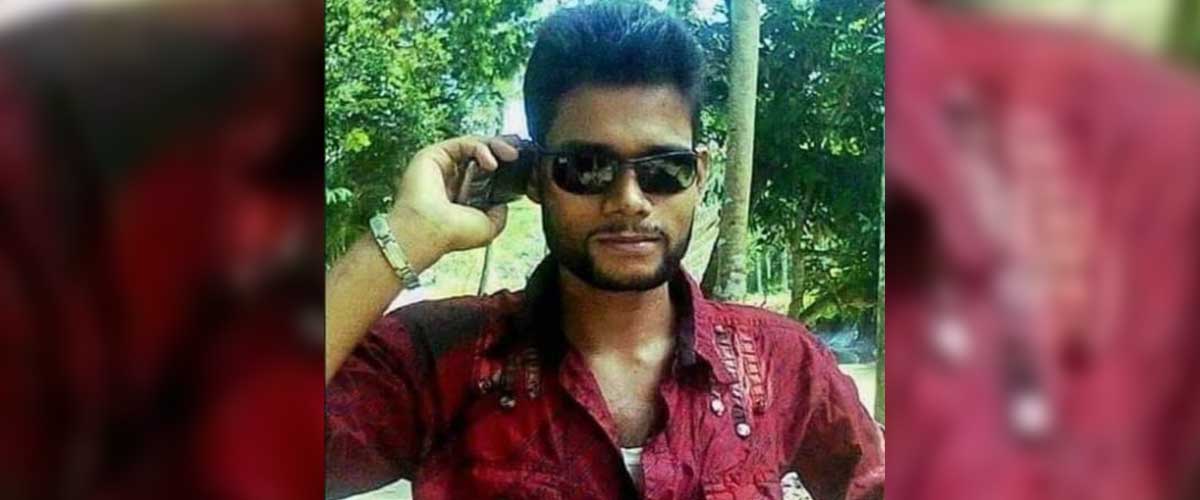 যুবককে বেঁধে পেটালেন মেম্বার যুবককে বেঁধে পেটালেন মেম্বার