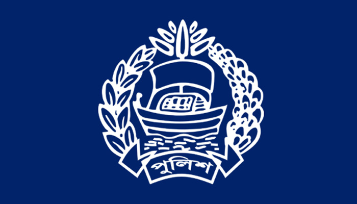 কী করলেন দুই পুলিশ কর্মকর্তা কী করলেন দুই পুলিশ কর্মকর্তা