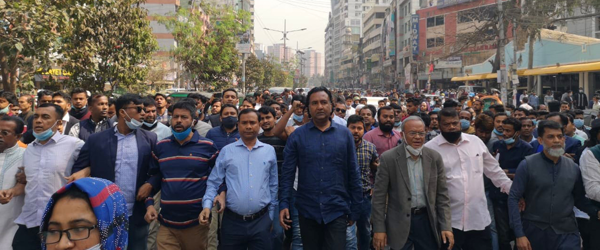 রাজধানীতে রিজভী-সোহেলের নেতৃত্বে বিএনপির বিক্ষোভ রাজধানীতে রিজভী-সোহেলের নেতৃত্বে বিএনপির বিক্ষোভ