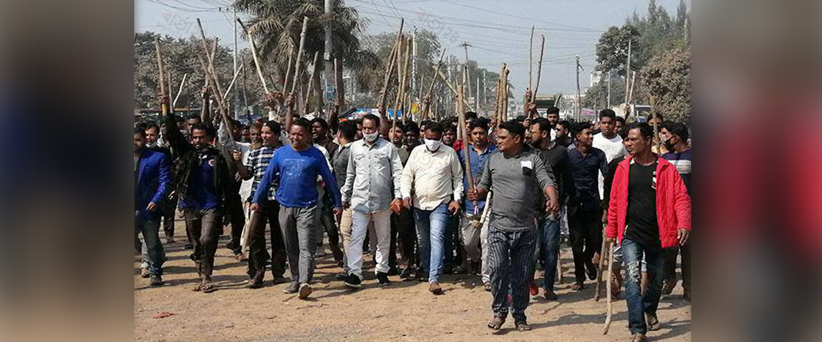 বগুড়ায় মোটর মালিক গ্রুপের নিয়ন্ত্রণ নিয়ে সংঘর্ষ, আহত ১০ বগুড়ায় মোটর মালিক গ্রুপের নিয়ন্ত্রণ নিয়ে সংঘর্ষ, আহত ১০