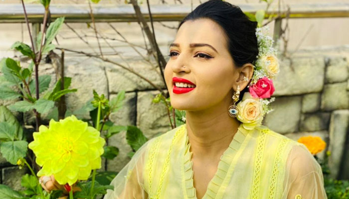 আমার কাছে ভালোবাসা মানে বিশ্বাস: বর্ষা