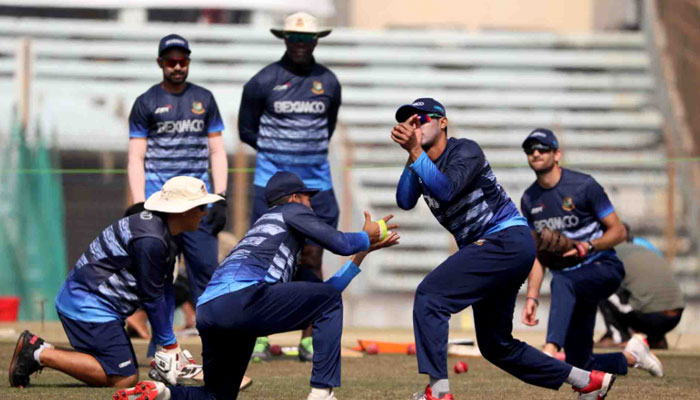 বৃহস্পতিবার টিকা নেবেন ক্রিকেটাররা