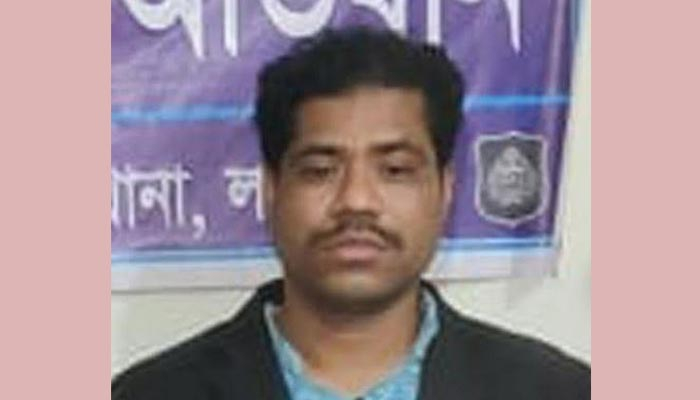ওষুধ চুরিই যার পেশা
