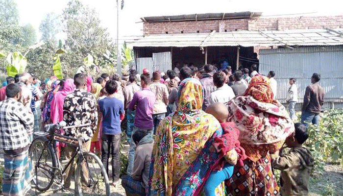 তালাবদ্ধ ঘ‌রে যুব‌কের ঝুলন্ত মরদেহ উদ্ধার