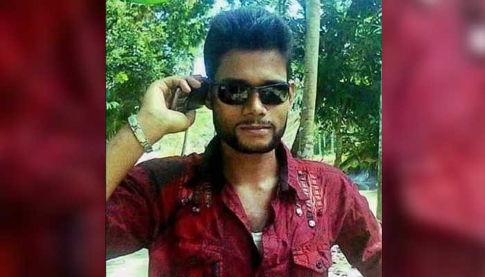 যুবককে বেঁধে পেটালেন মেম্বার