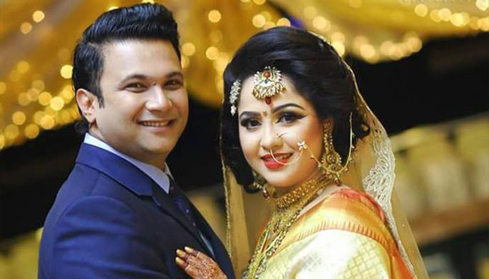 যেভাবে প্রেম হয় নাঈম-নাদিয়ার
