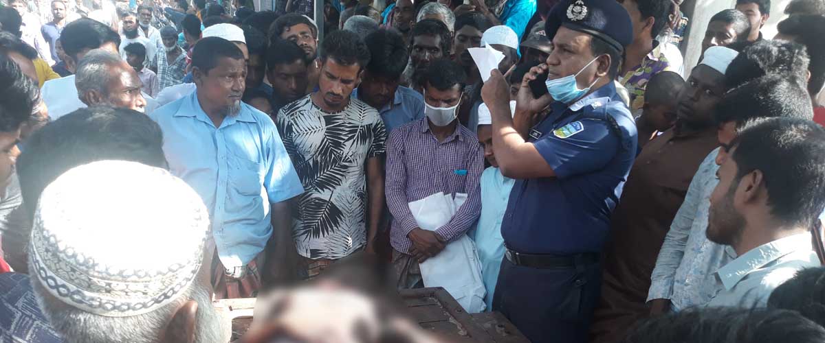 দিনদুপুরে চালকের গলা কেটে ইজিবাইক নিয়ে পালালো দুর্বৃত্তরা দিনদুপুরে চালকের গলা কেটে ইজিবাইক নিয়ে পালালো দুর্বৃত্তরা