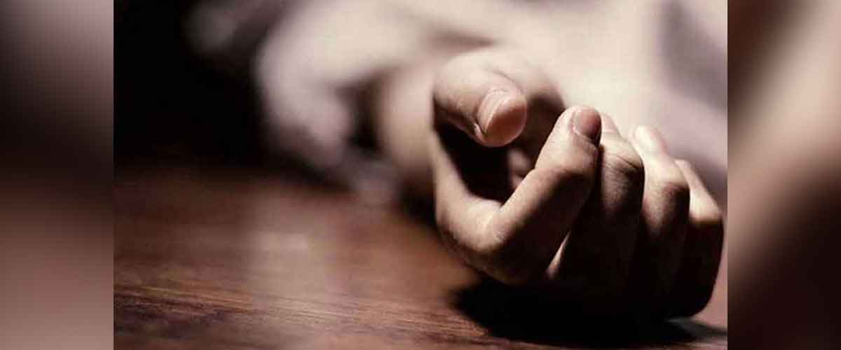 ঘুমের ওষুধ খাইয়ে স্বামীকে শ্বাসরোধে হত্যা, স্ত্রী গ্রেপ্তার ঘুমের ওষুধ খাইয়ে স্বামীকে শ্বাসরোধে হত্যা, স্ত্রী গ্রেপ্তার