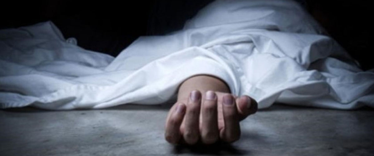 স্বাস্থ্য সুপারের বাসায় ফ্যানে ঝুলছিল গৃহকর্মীর নিথর দেহ স্বাস্থ্য সুপারের বাসায় ফ্যানে ঝুলছিল গৃহকর্মীর নিথর দেহ