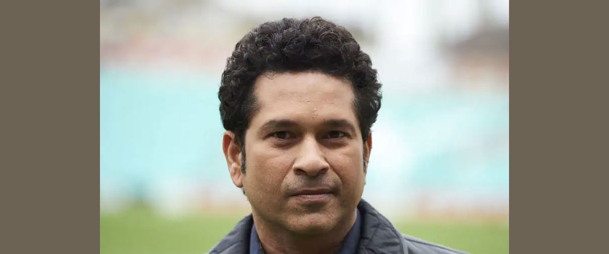 করোনা জয় করে বাড়ি ফিরলেন শচীন করোনা জয় করে বাড়ি ফিরলেন শচীন