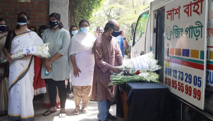 ছায়ানটে মিতা হককে শেষ শ্রদ্ধা