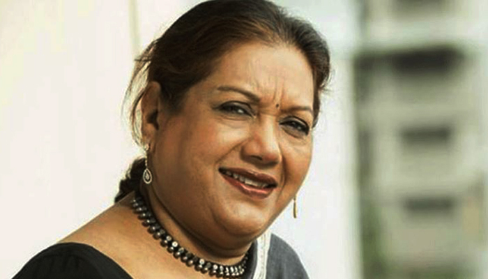 অভিনেত্রী কবরী লাইফ সাপোর্টে