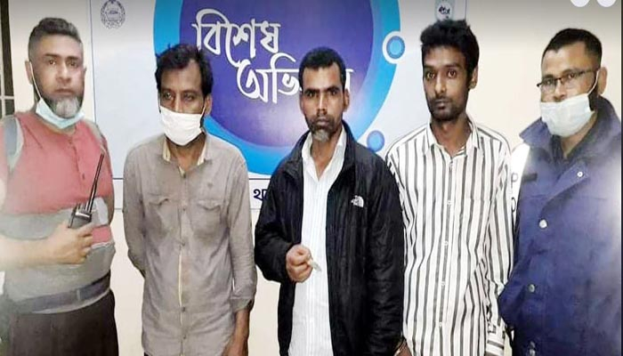 কুড়িগ্রামে আইনজীবীসহ ৩ মাদক ব্যবসায়ী গ্রেপ্তার
