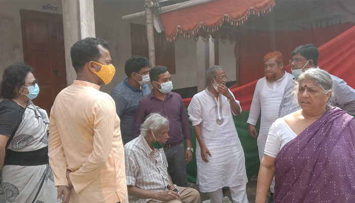 ব্রাহ্মণবাড়িয়ায় হামলার সময় কী করছিল পুলিশ, প্রশ্ন ডা. জাফরুল্লাহর